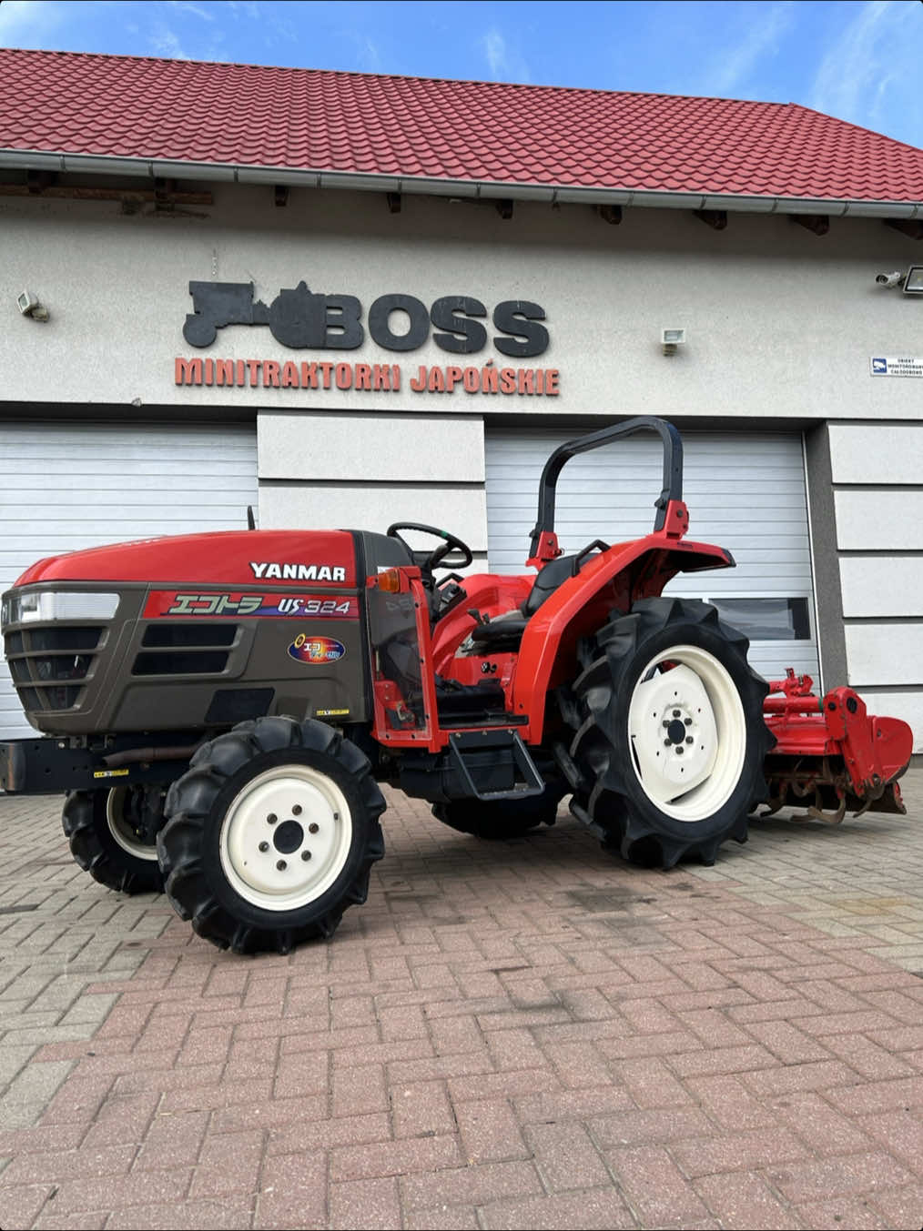 @BOSS SOLIS MINI-TRAKTORKI