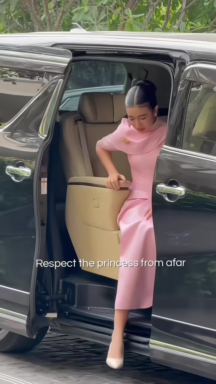 @๐ ๐๐ฉ๐๐ข๐ง ๐๐ฎ๐๐๐ง ๐