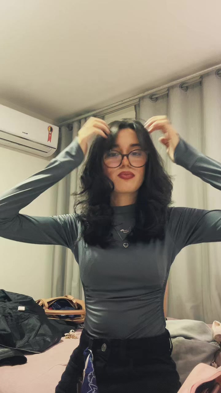 @Thaissa Victoria