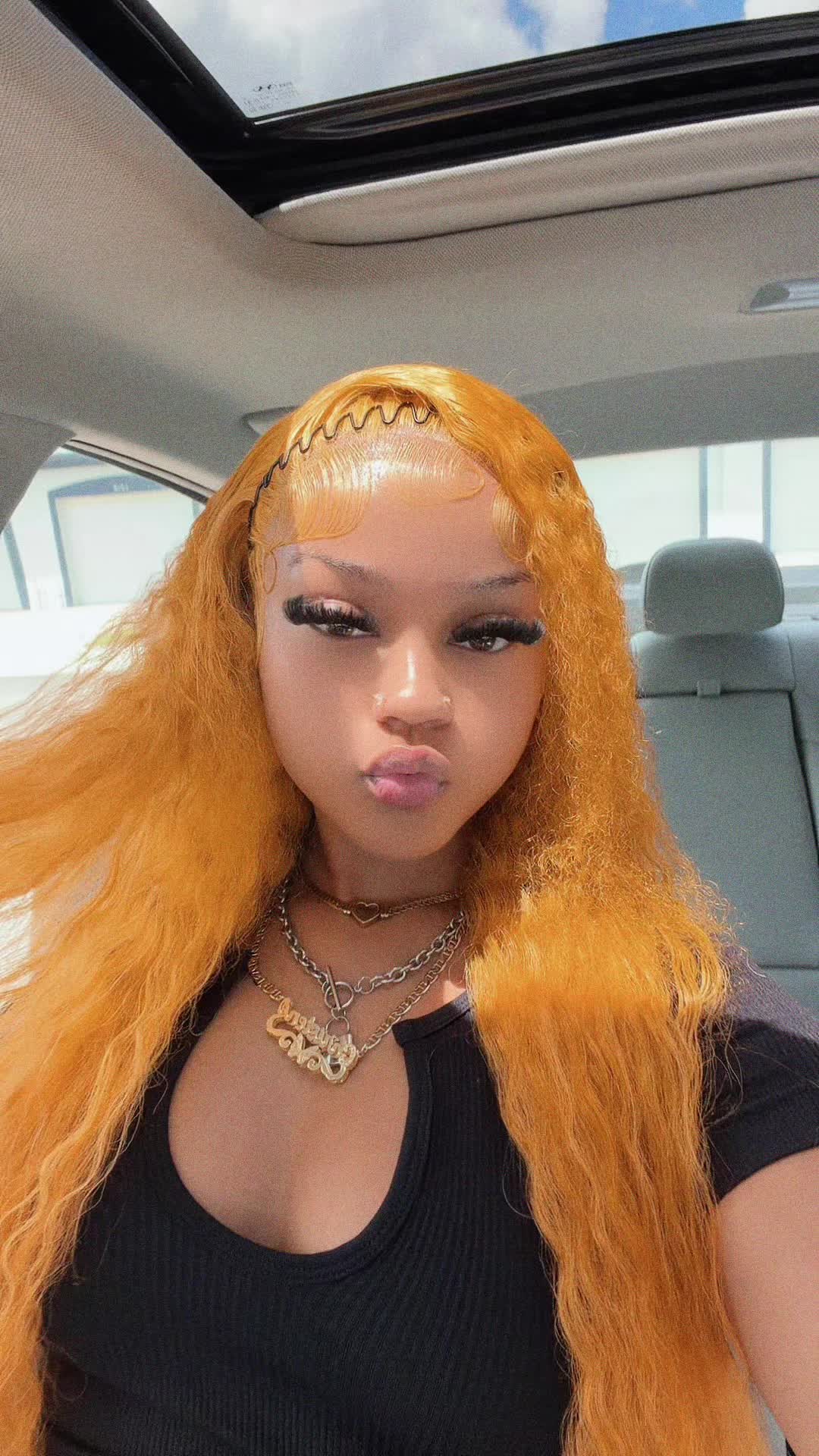 @doll .