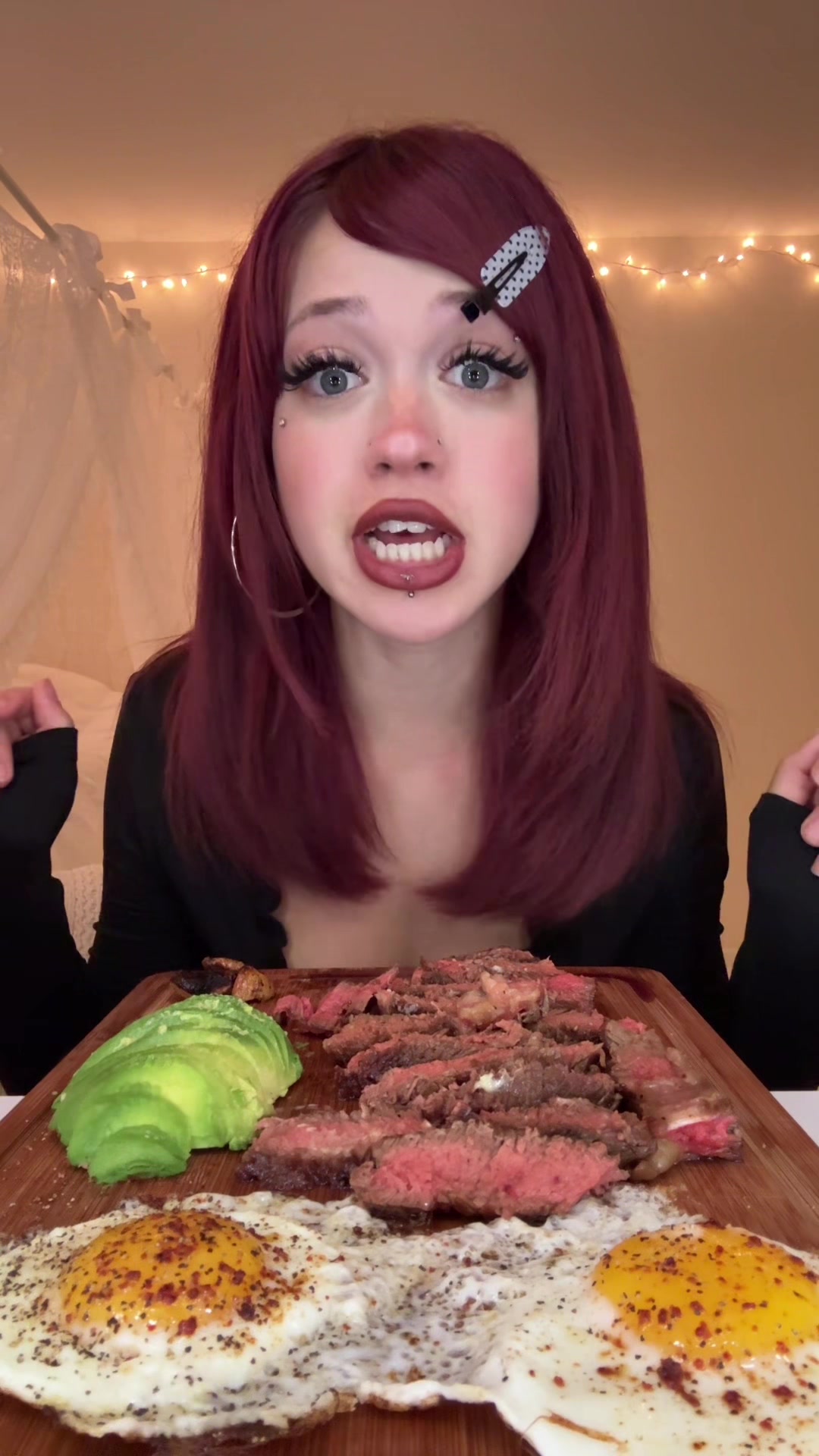 @Eatingwithahbaddie