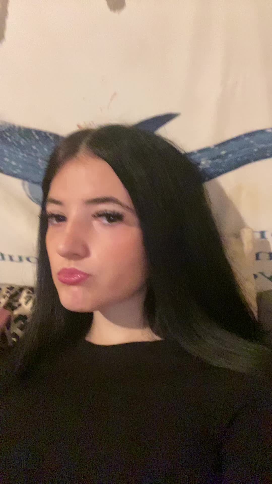 @🤫