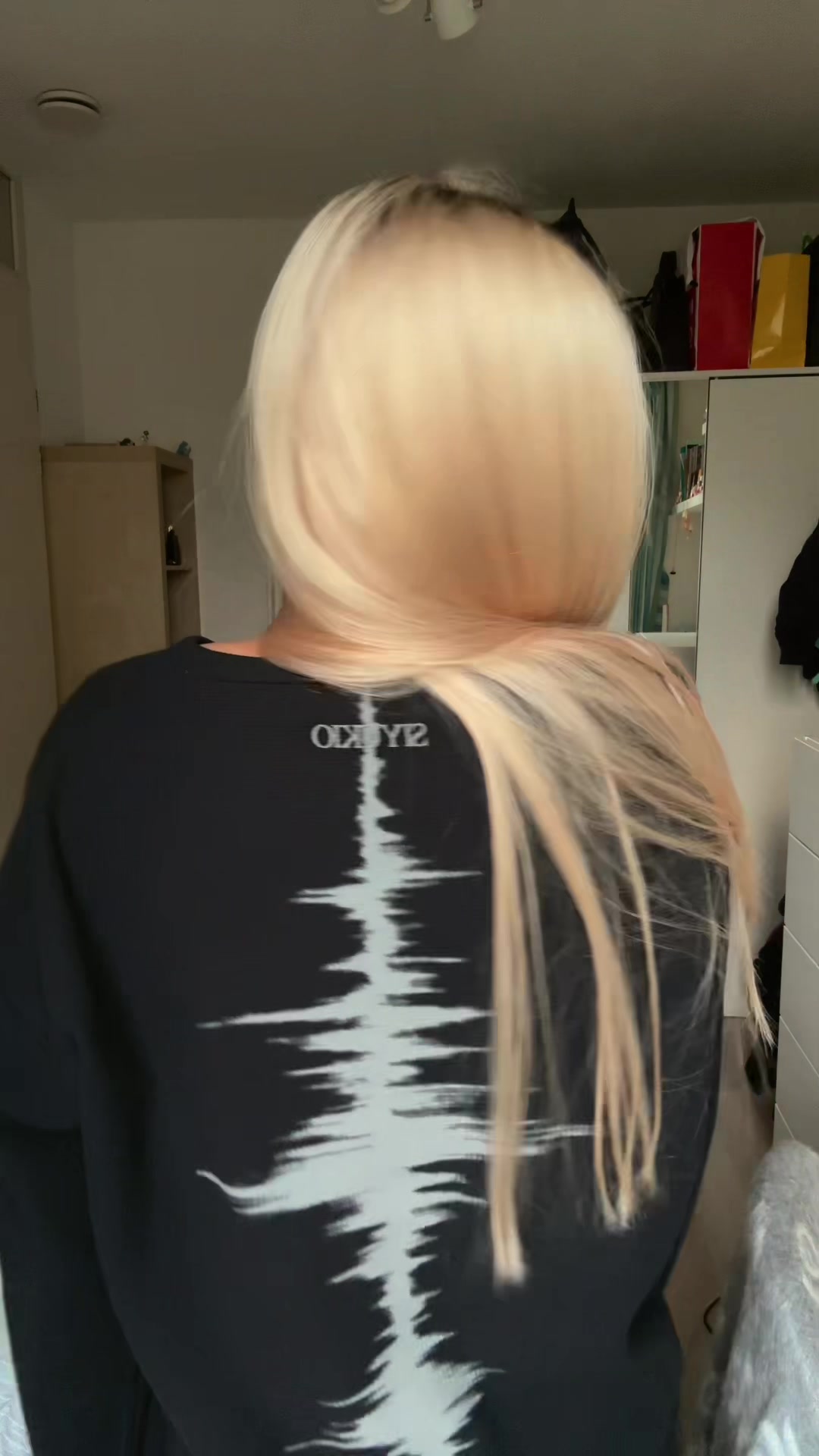@trishiepishie