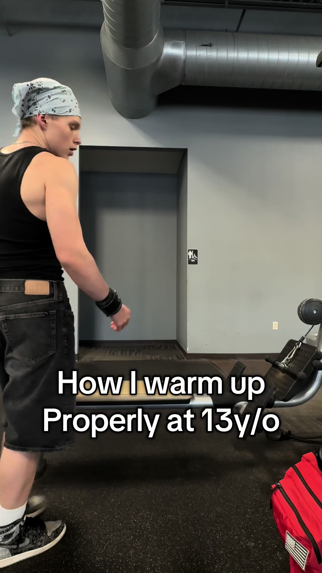 @SmallguyHenry