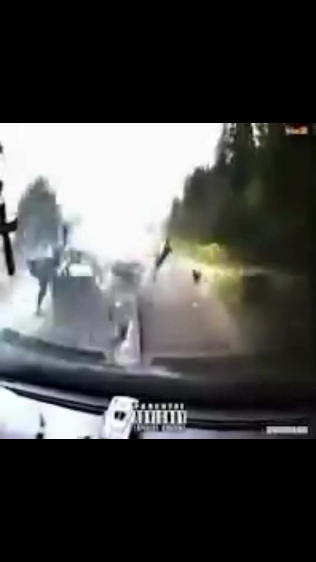 @noahfm_