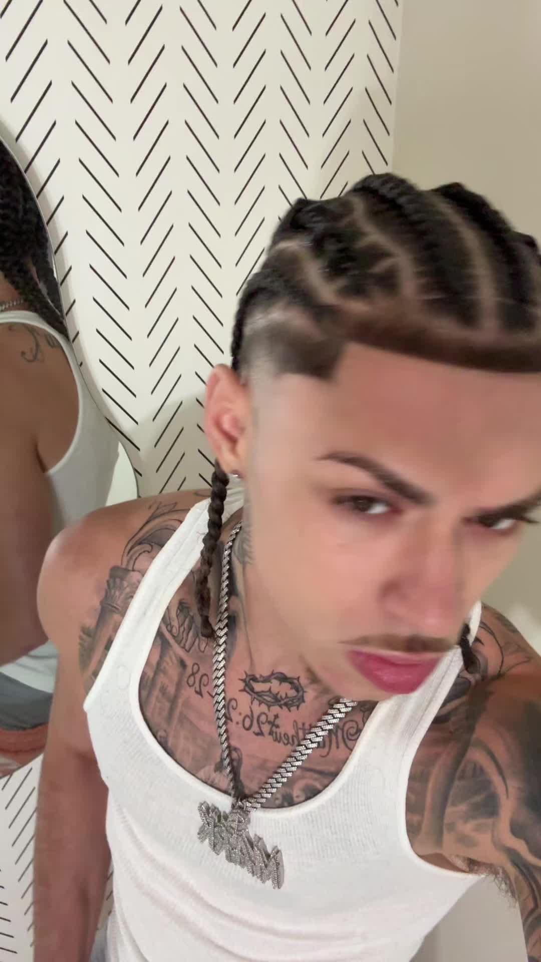 @MxrkJunior💫
