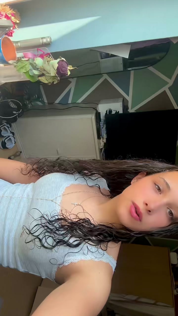@𝜗𝜚Angelina_xx🫶🏻💭