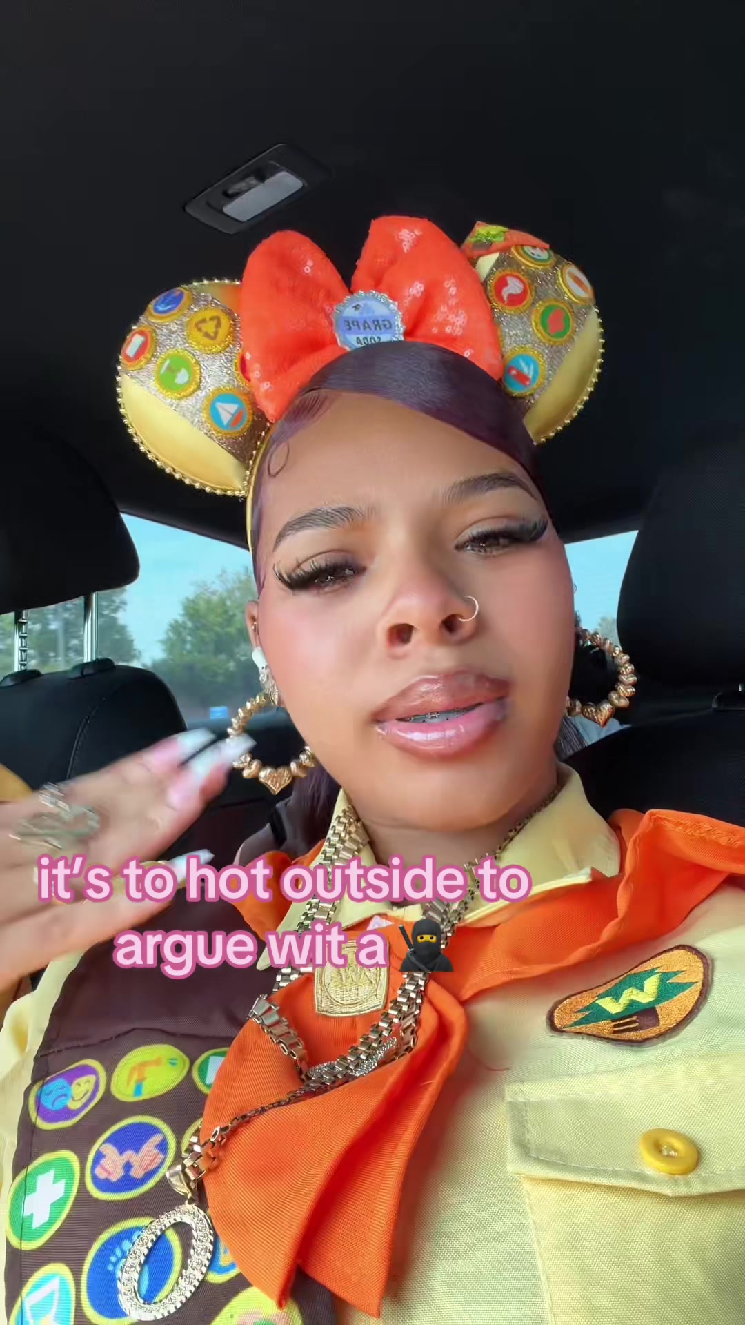 @🚶🏽♀️
