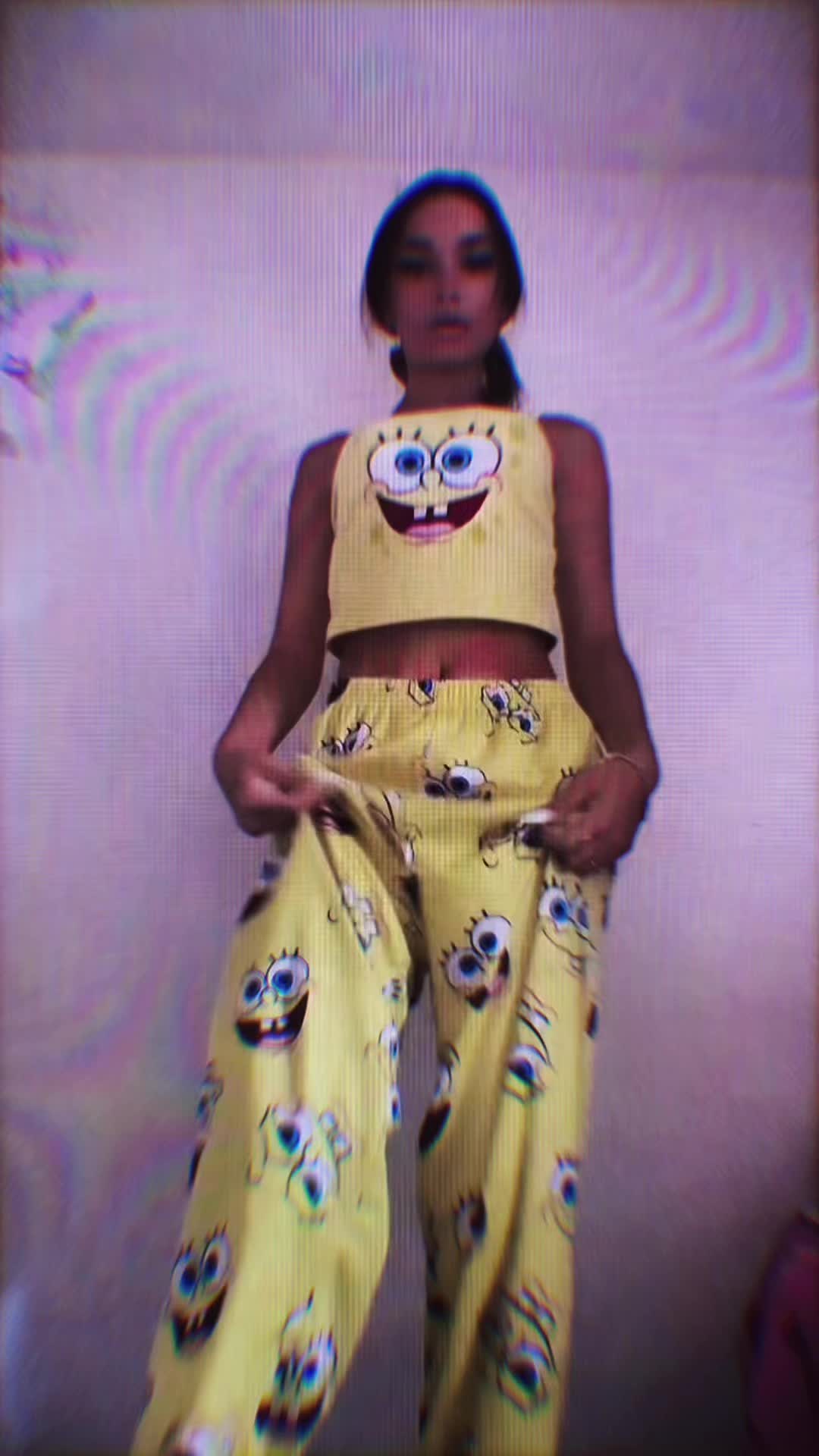 @𝐌𝐞𝐥𝐥𝐲𝐲&bull;🐝