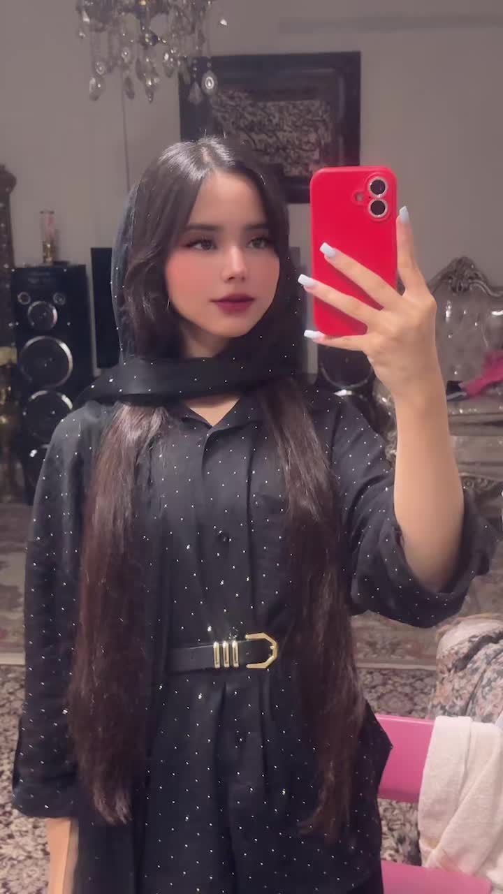 @Melikafarahani