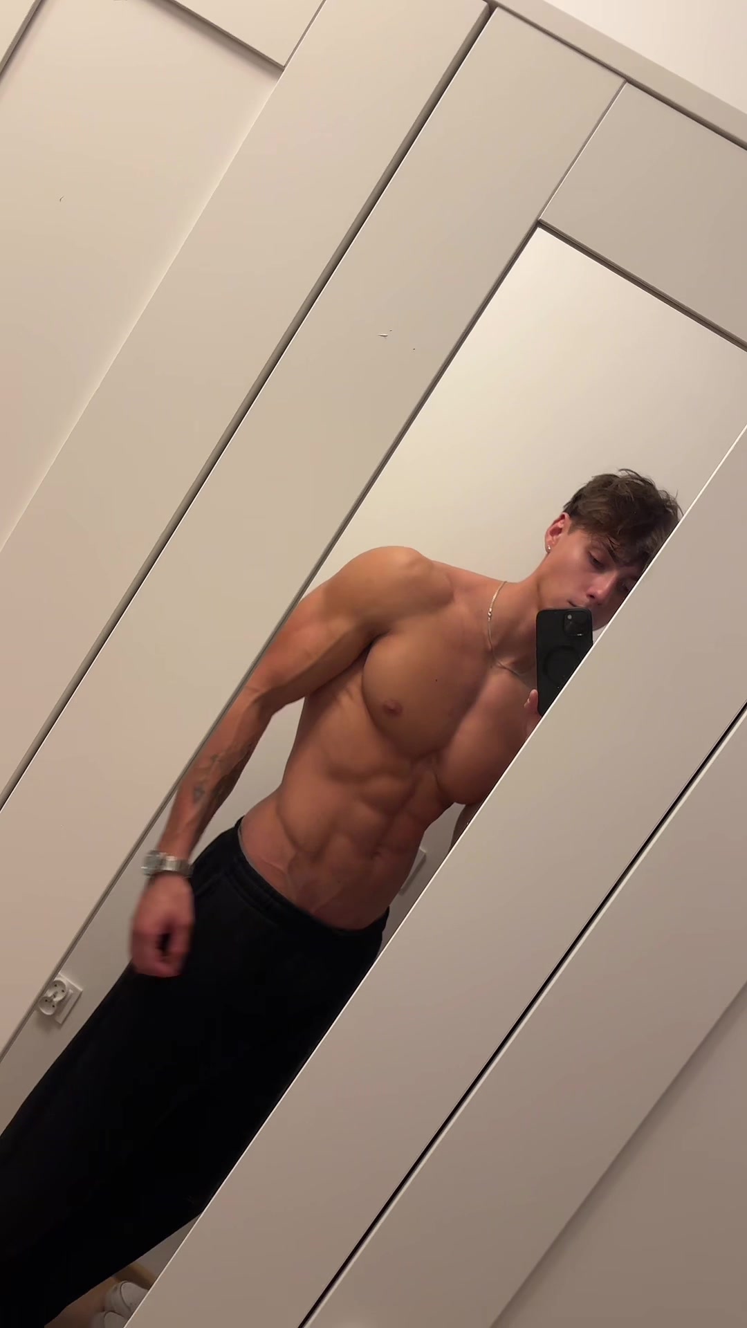 @wkwasniewski
