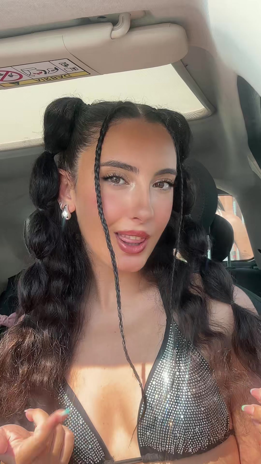 @𝙎𝙖𝙧𝙖🧸