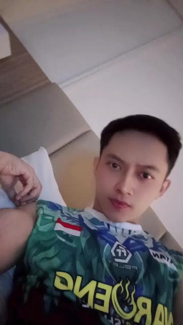 @Den baguss🐇💦