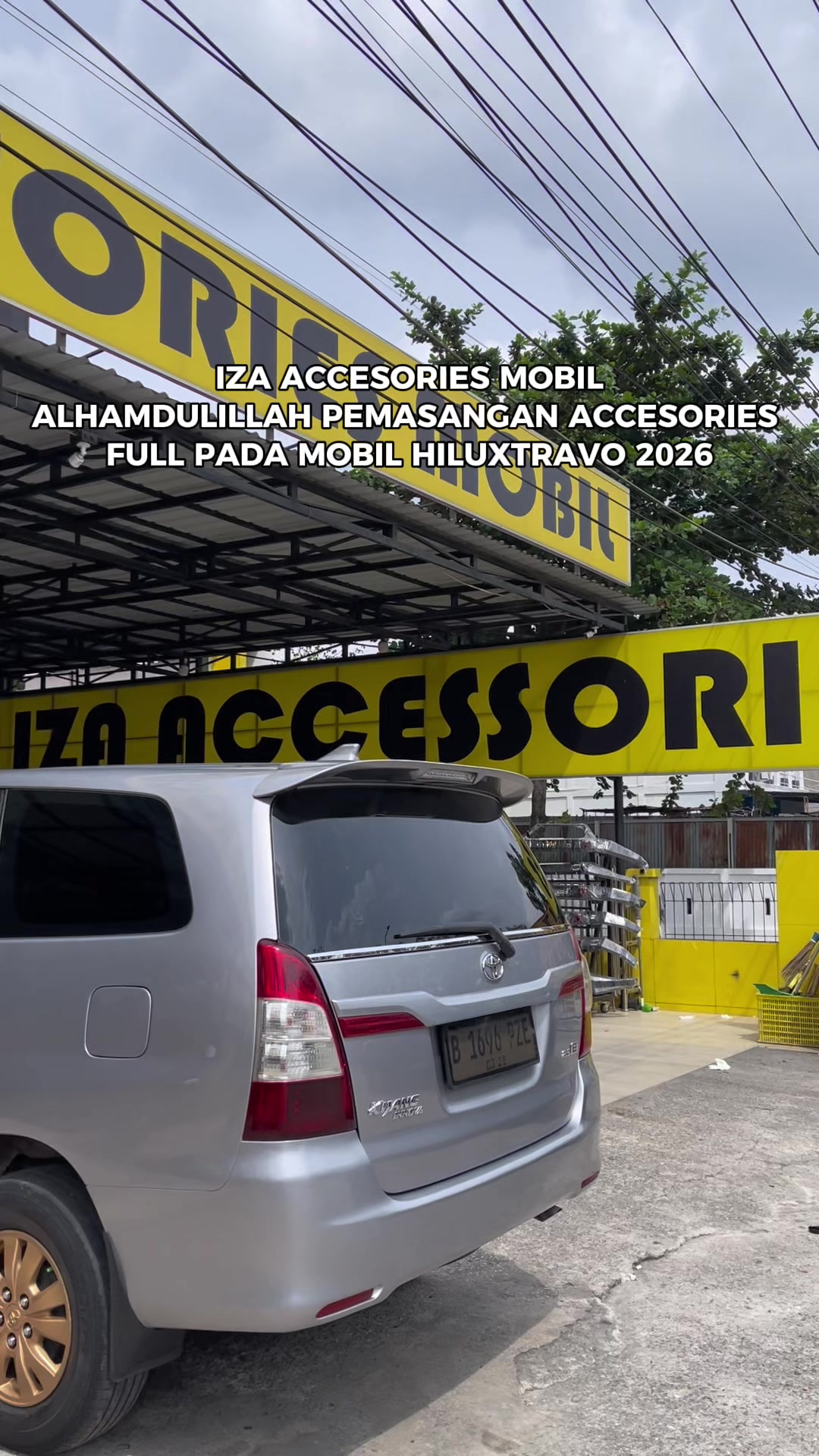 @Iza Accesories Mobil