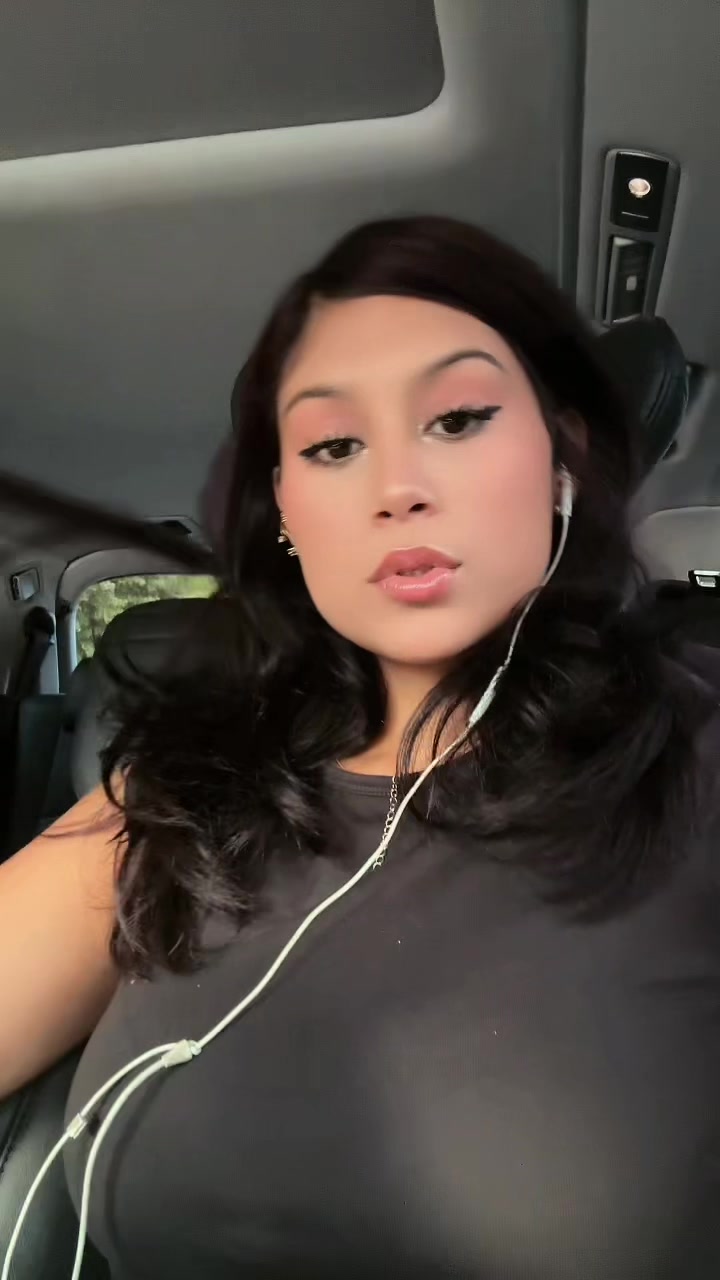 @★Daniela