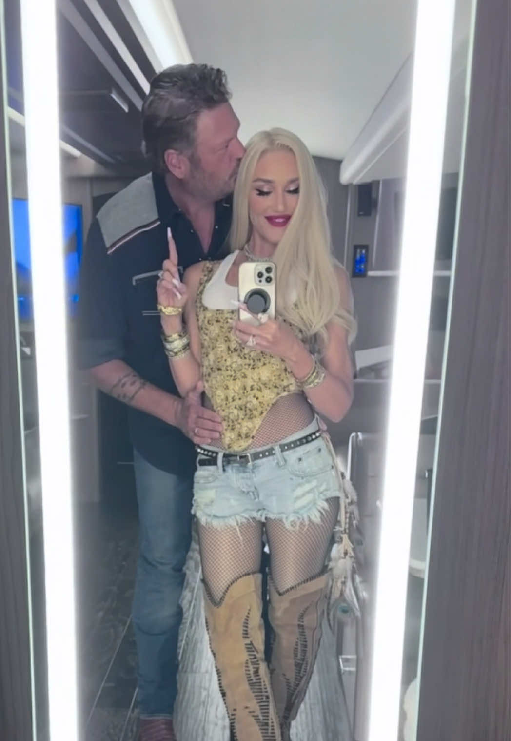 @Gwen Stefani