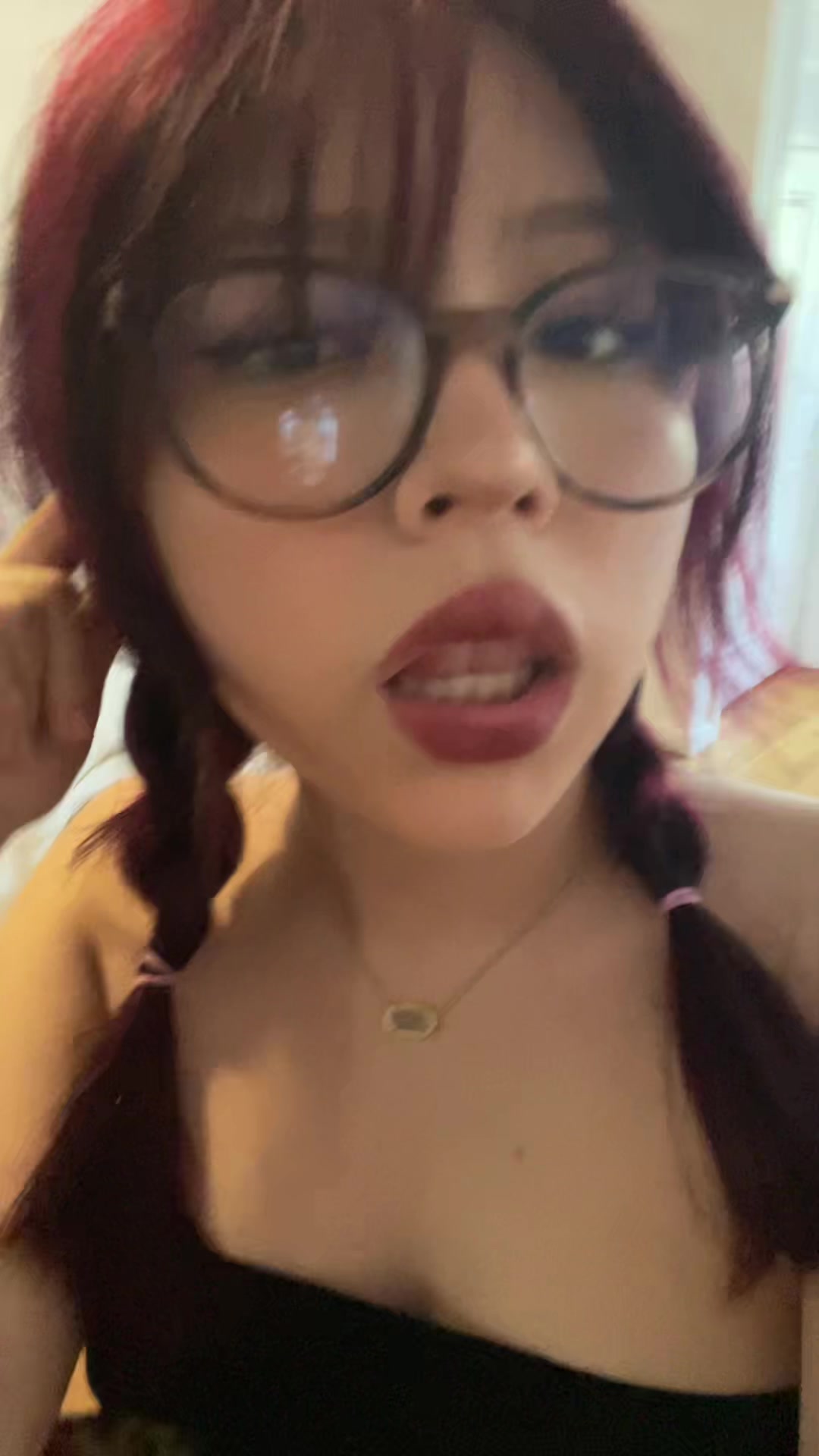 @V4l.