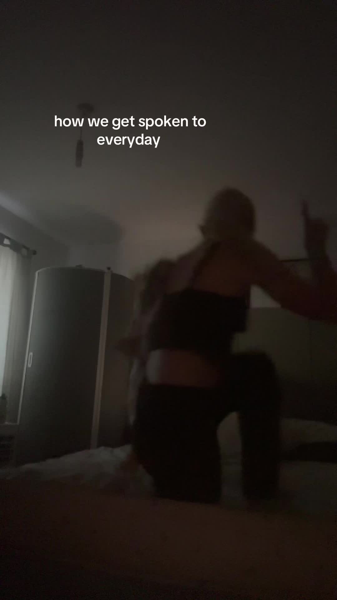@Ellespam🎀