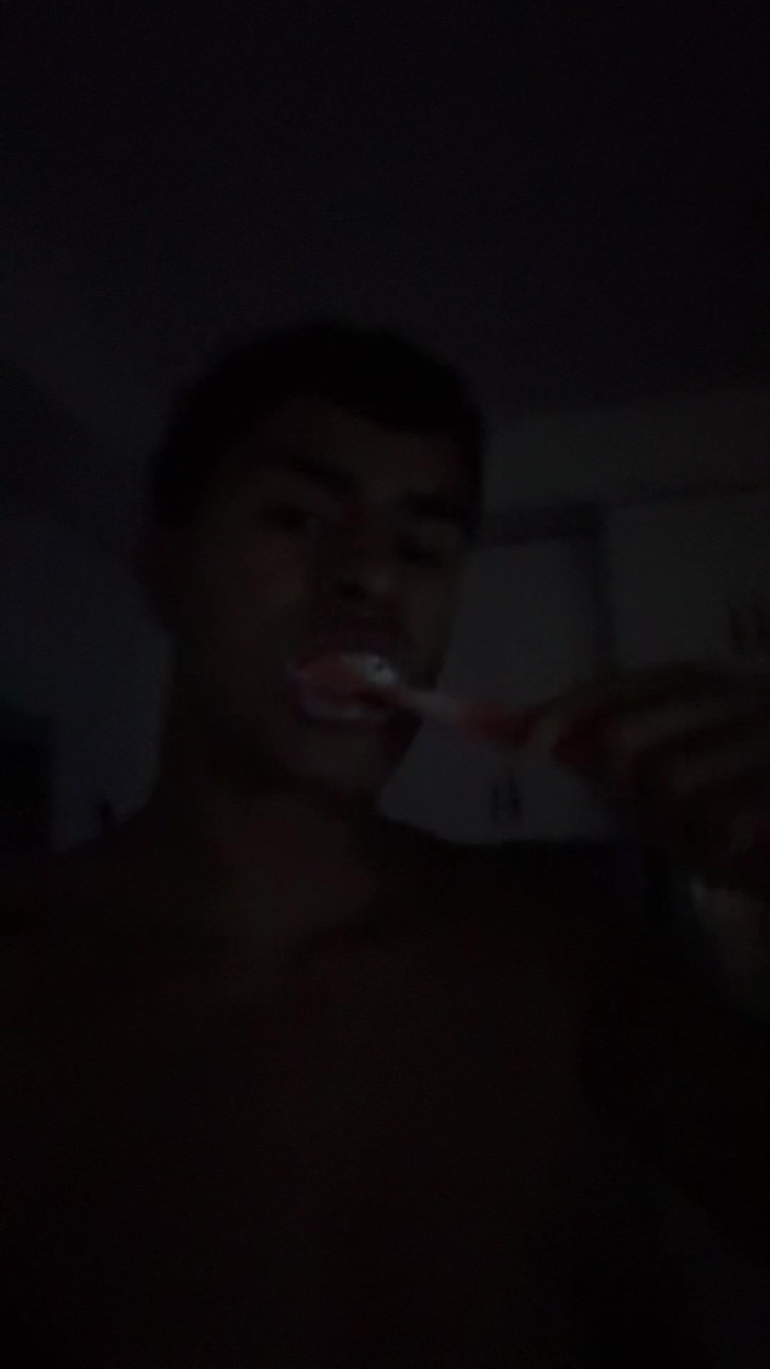 @joshy