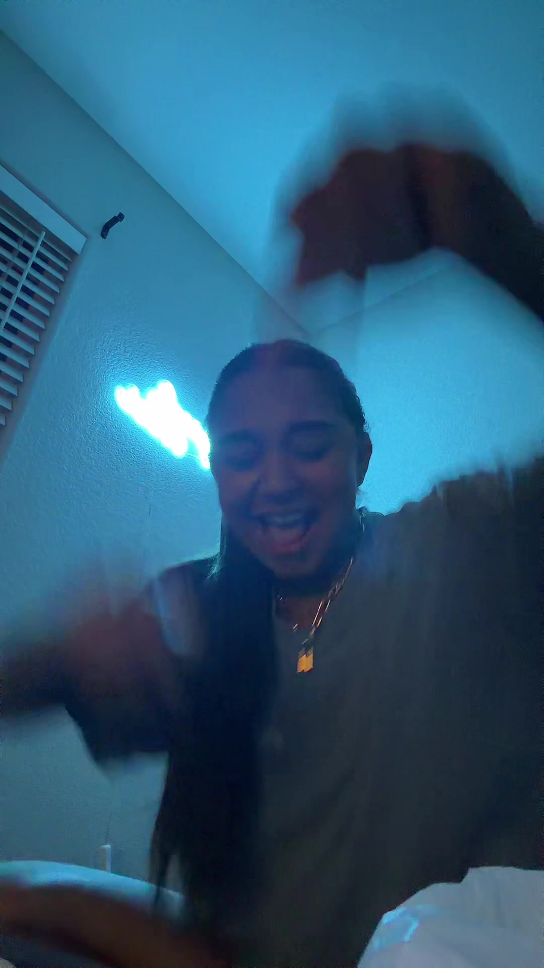 @anishadavissss
