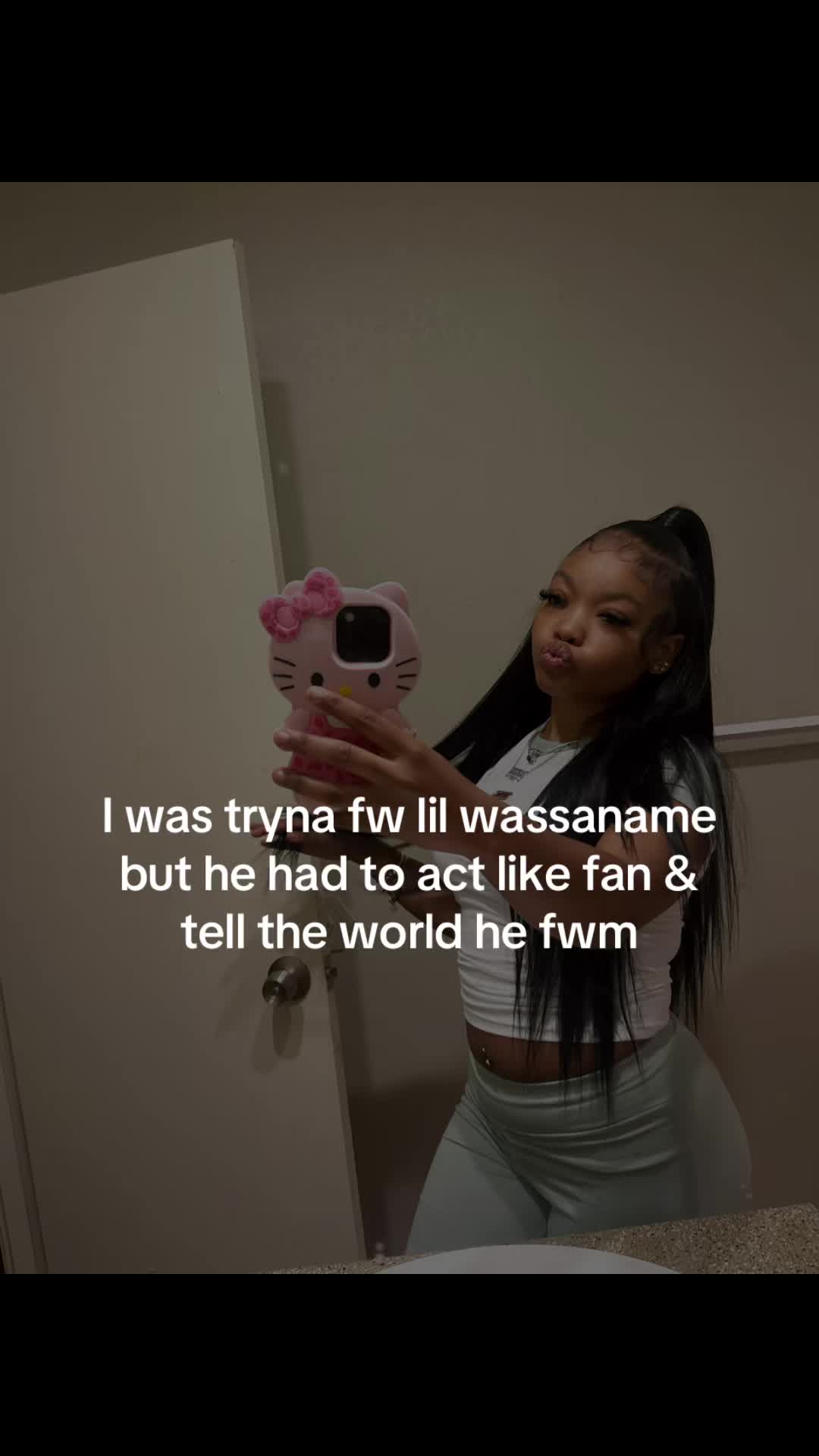 @knicolethed0ll