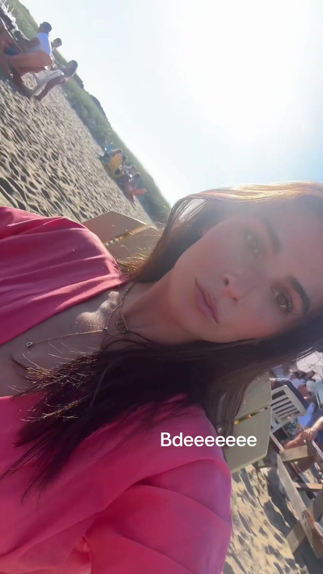 @lilaggoldd
