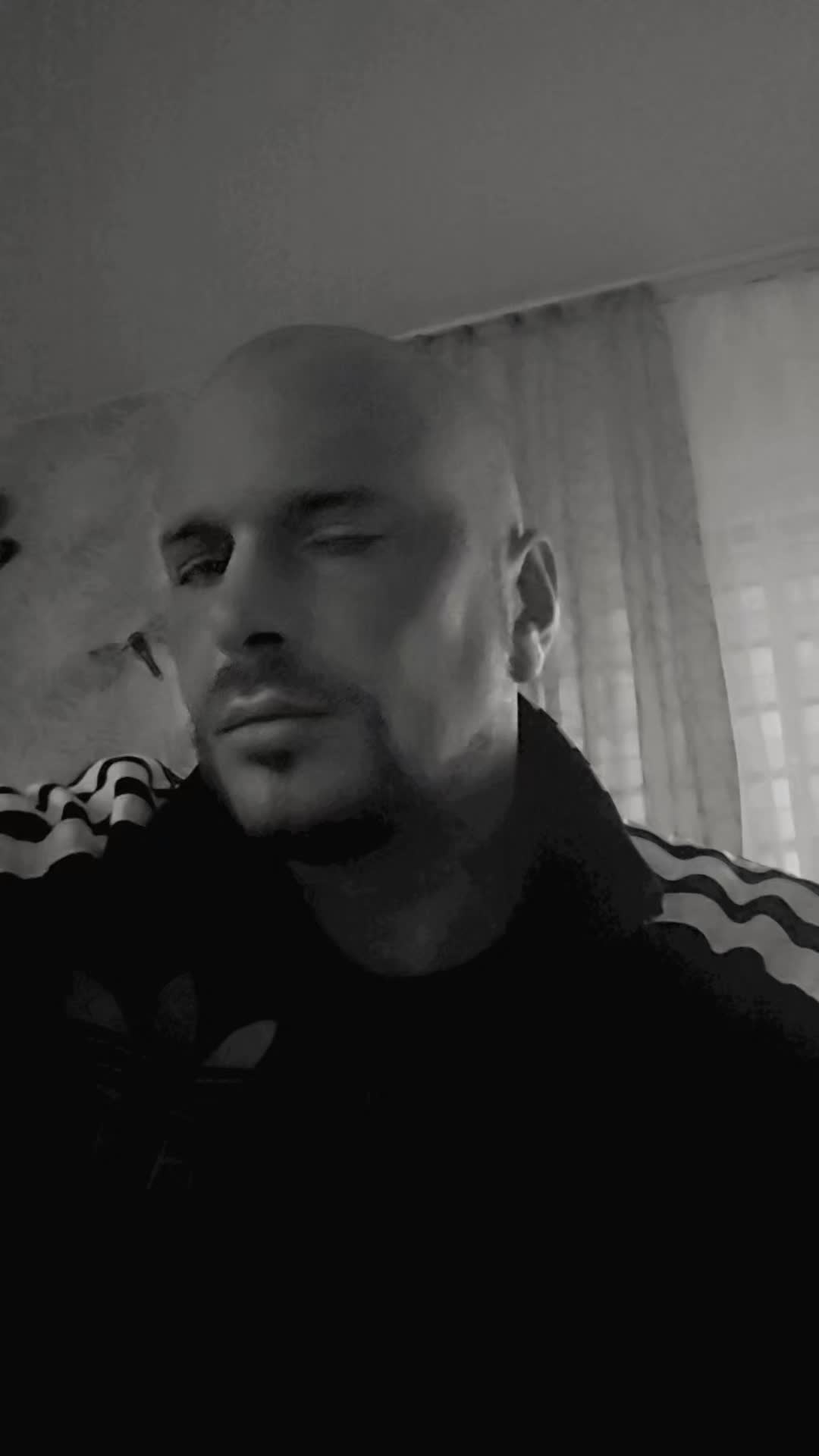 @Mann_mit_Glatze