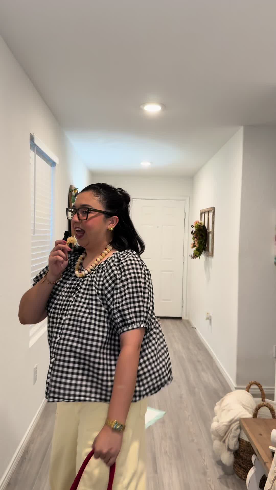 @Ana 🐝🌼🪩