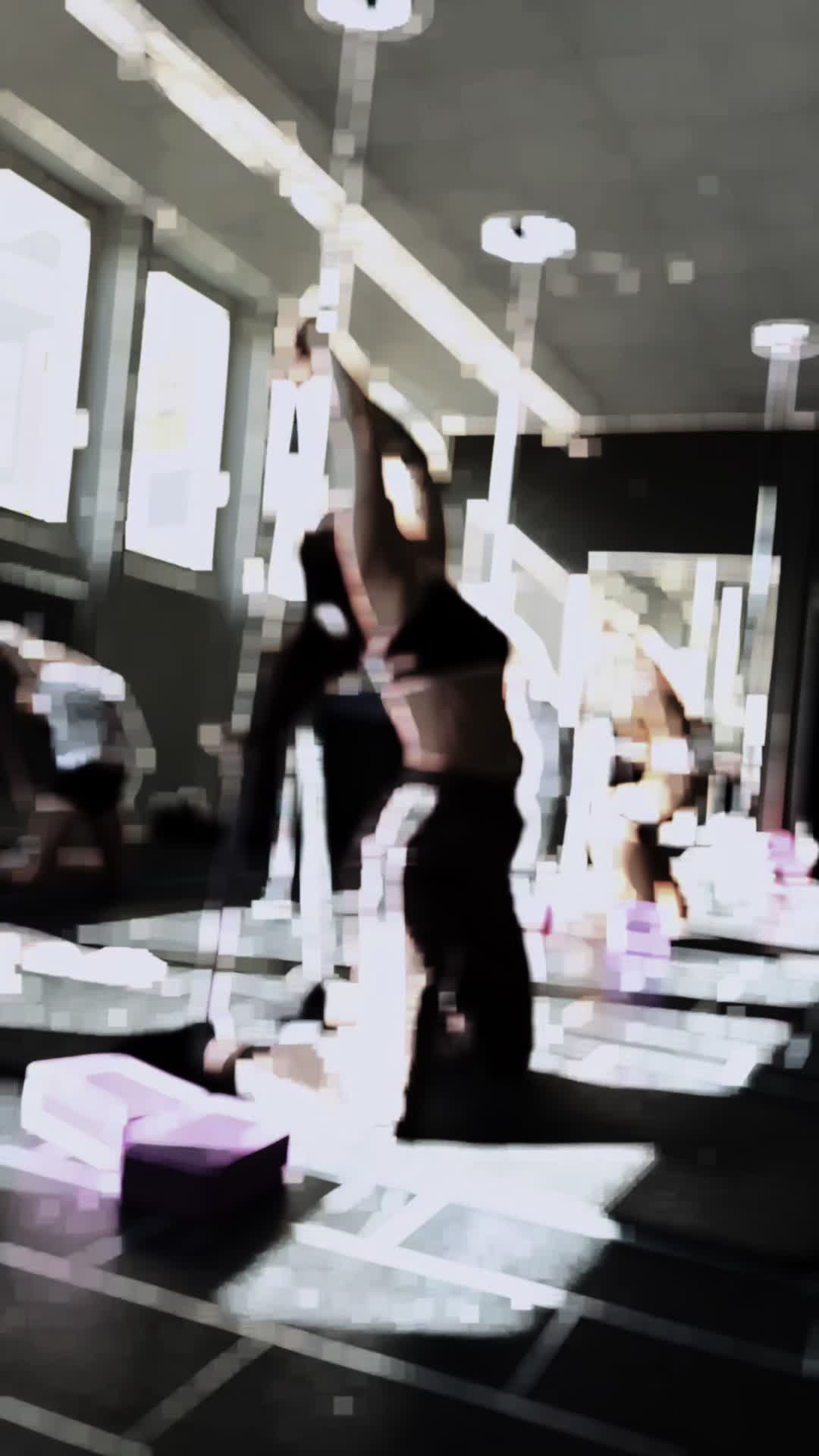 @Crazy Up & POLE