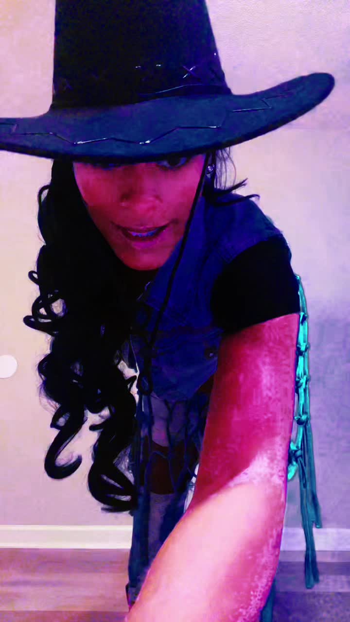 @VontiaOnlyLadyLeslie