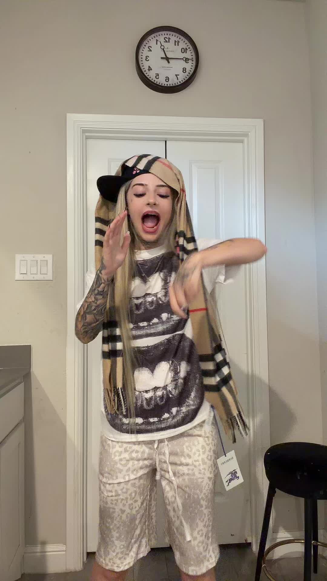 @Lilyrrrose