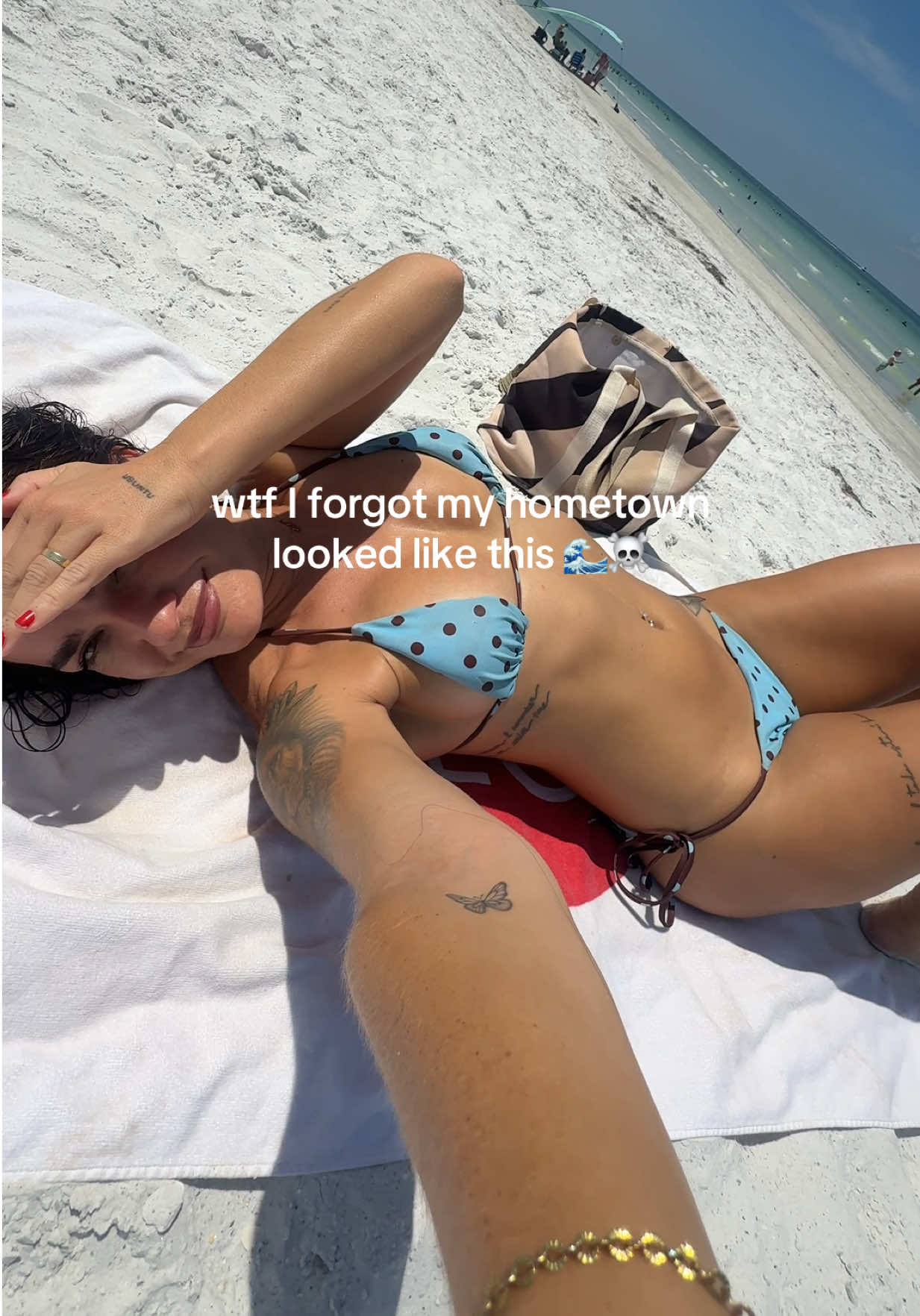 @ariellyndsey