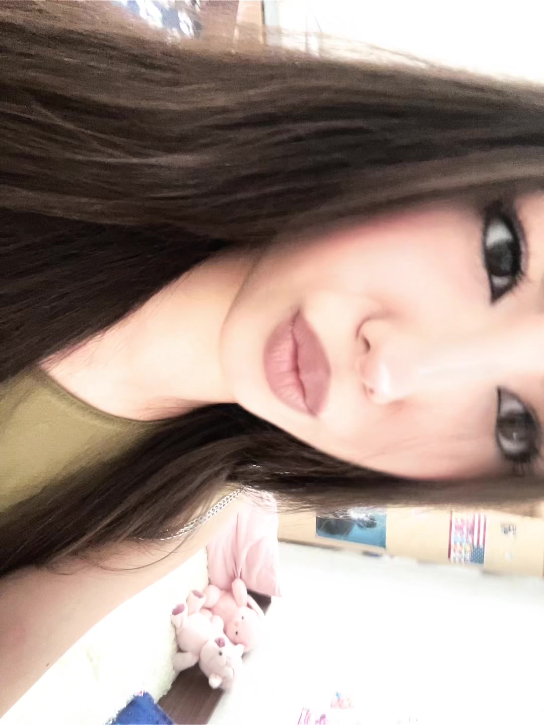 @myafoxx