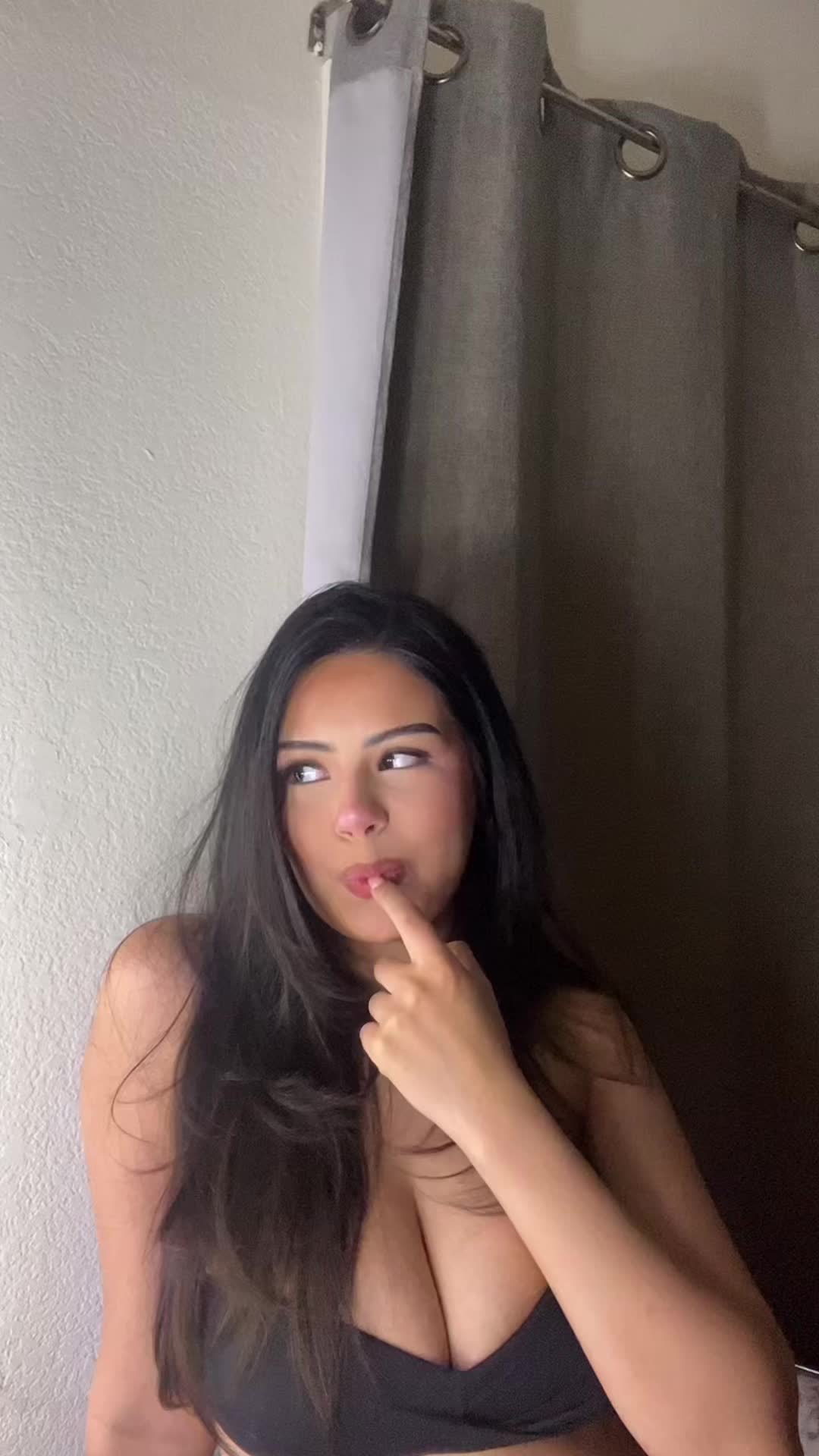 @𝓂𝒾𝓂𝒾