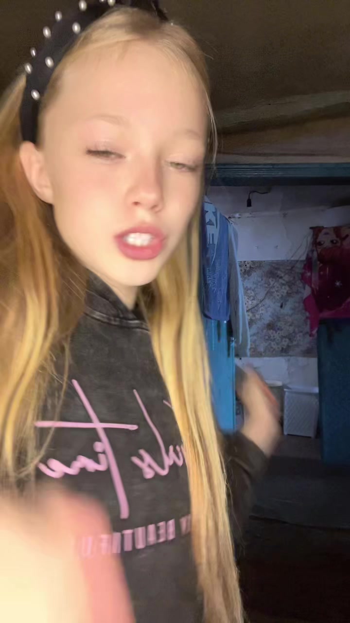 @Та самая Дарина😝