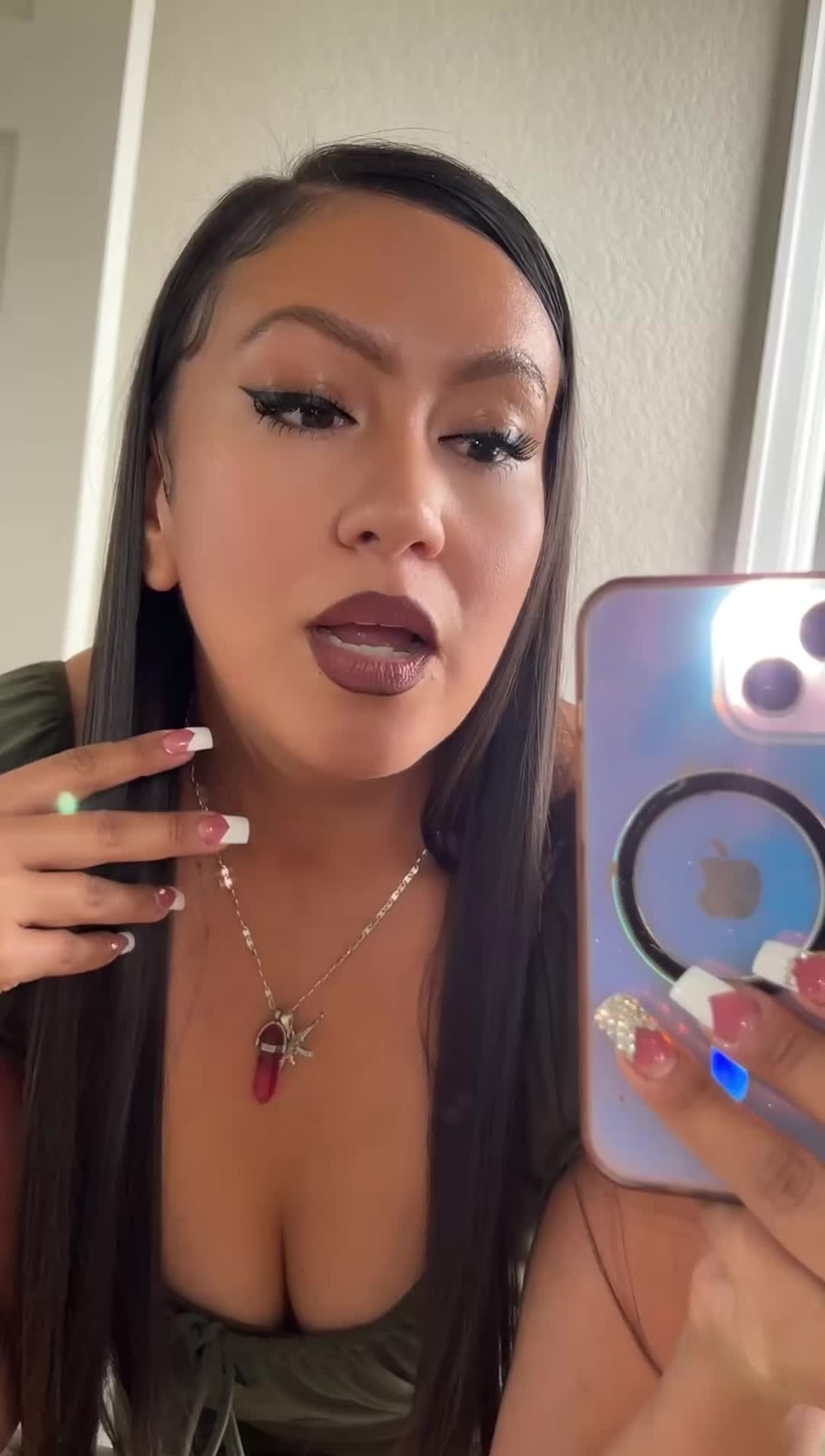 @Selena💕