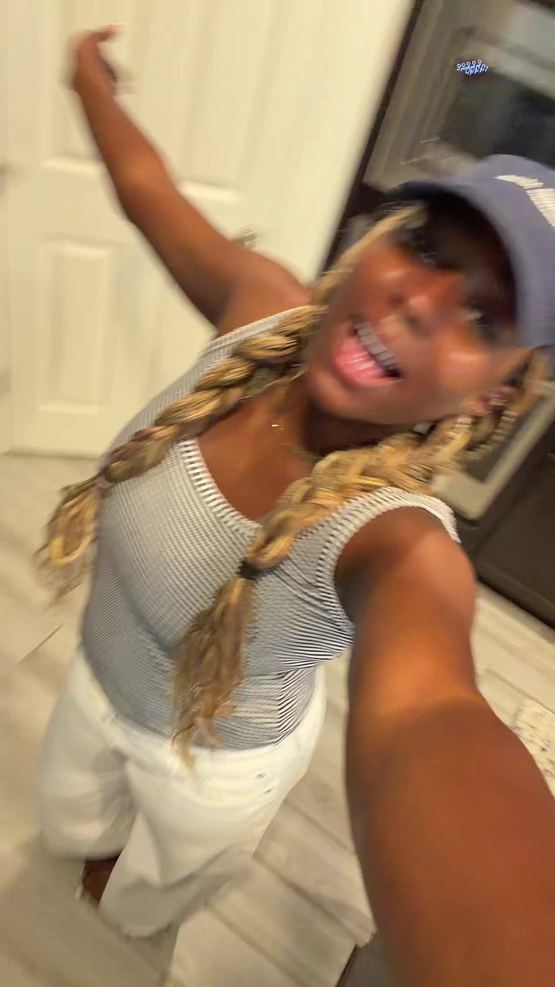 @whoiskirstenmiller
