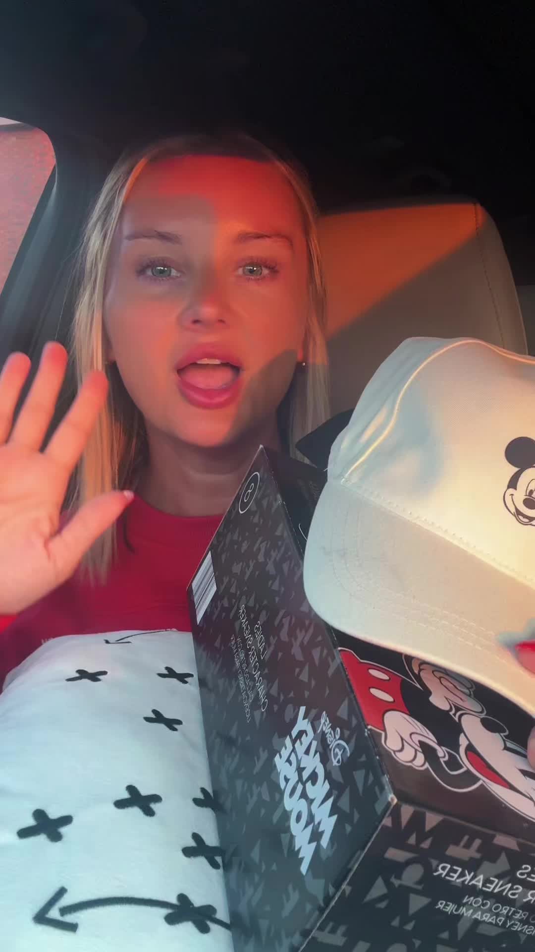 @MIRANDA🌴☀️