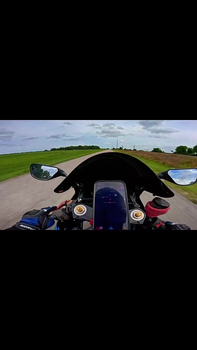 @karlmotorcycle
