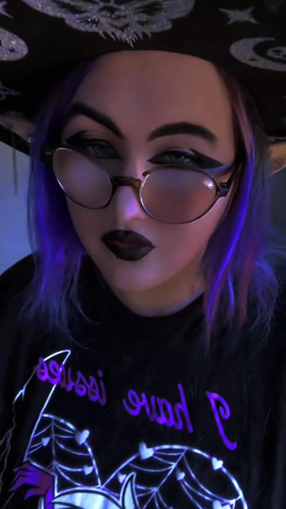 @sp00ky_treats