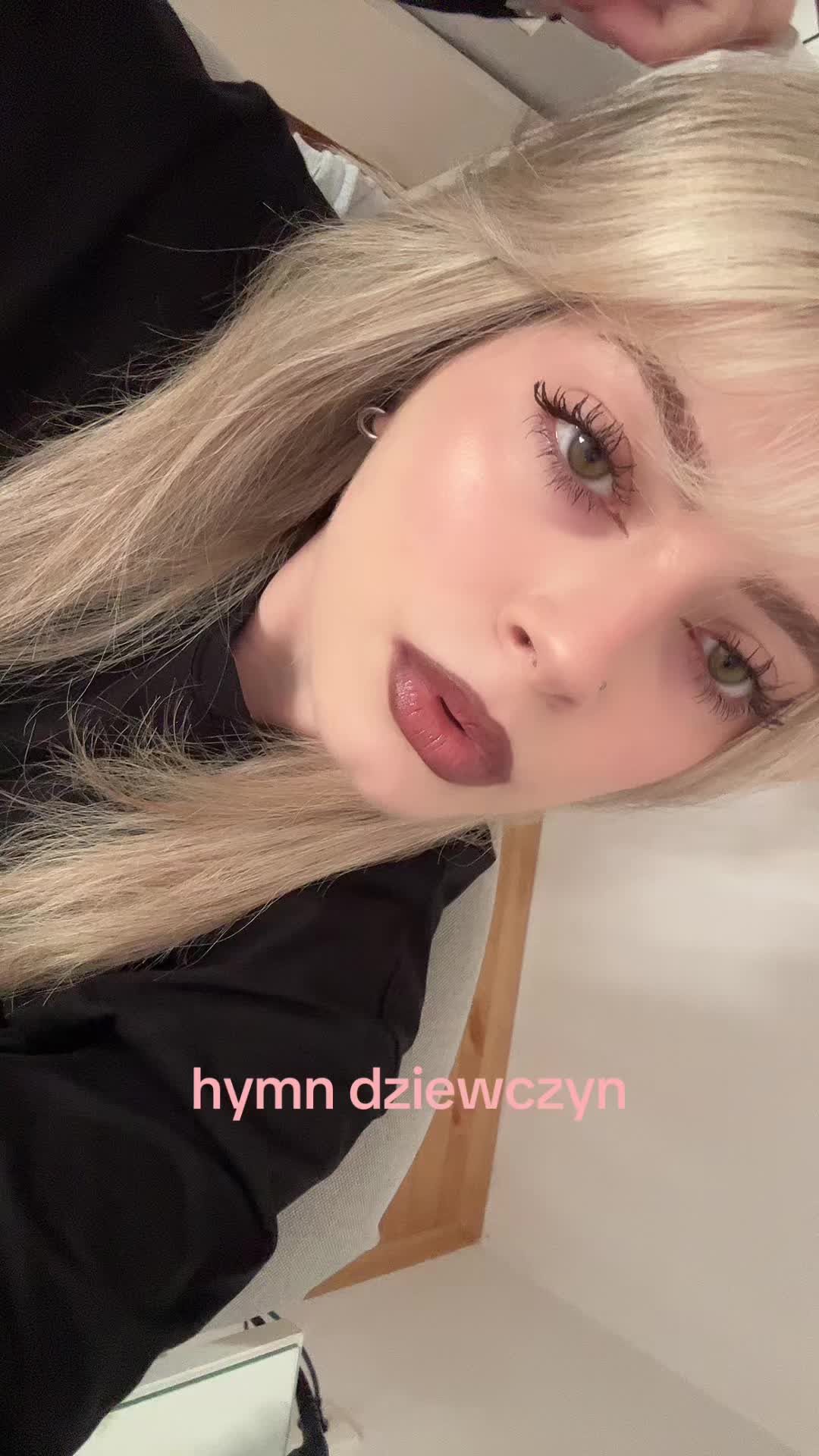 @twulubionagabi