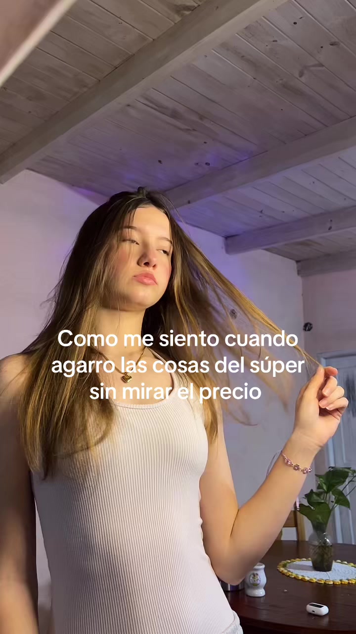 @Antonela 𓆰 𓆪