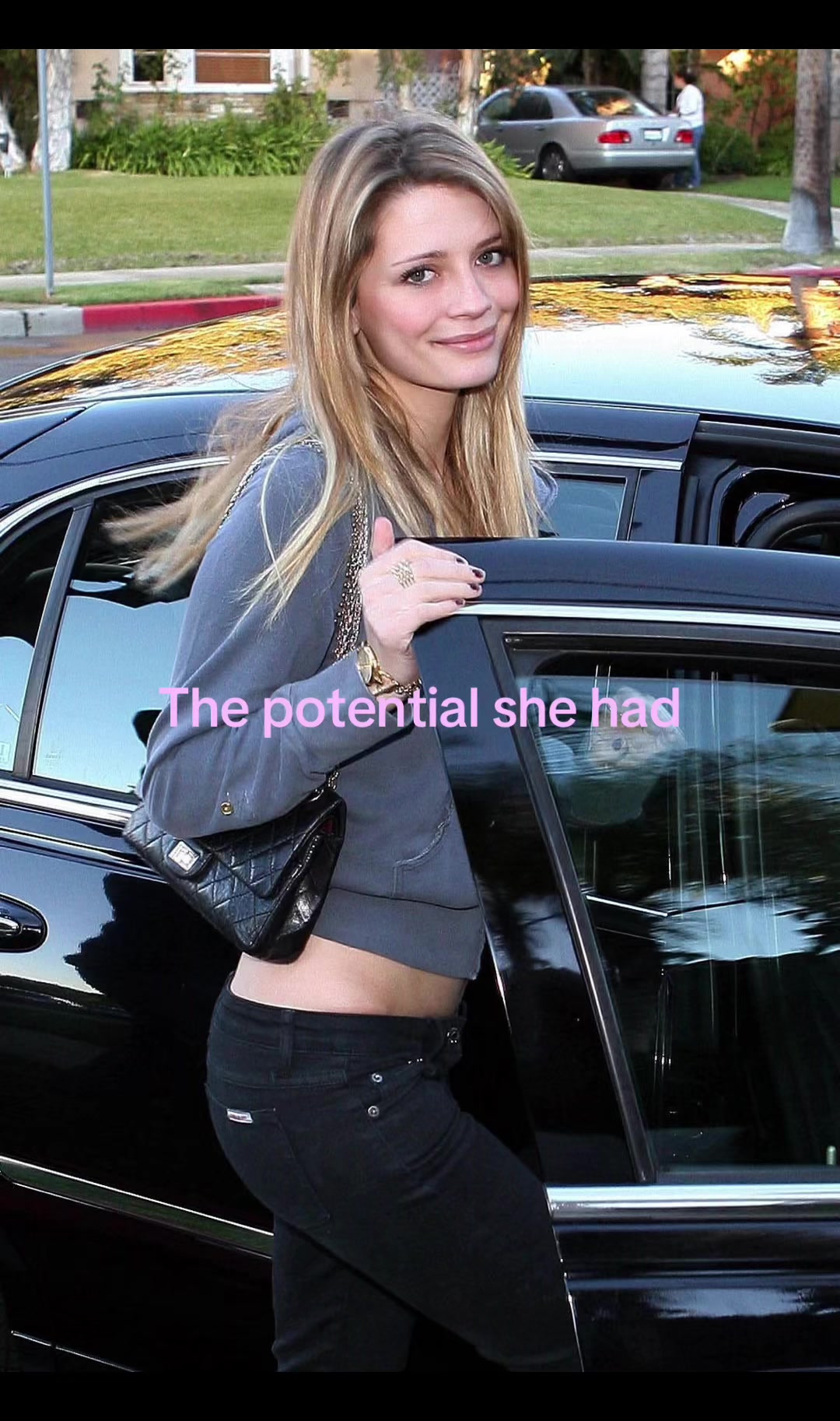 @𖦹