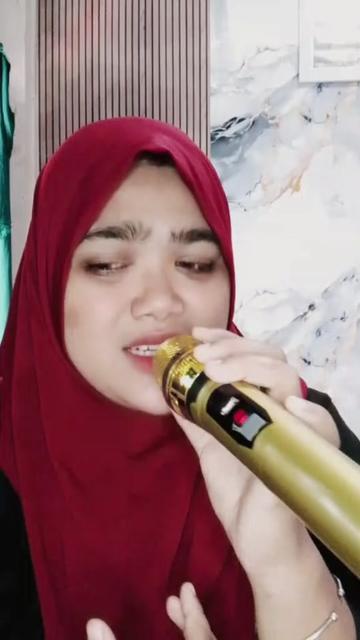 @Dara Ferina