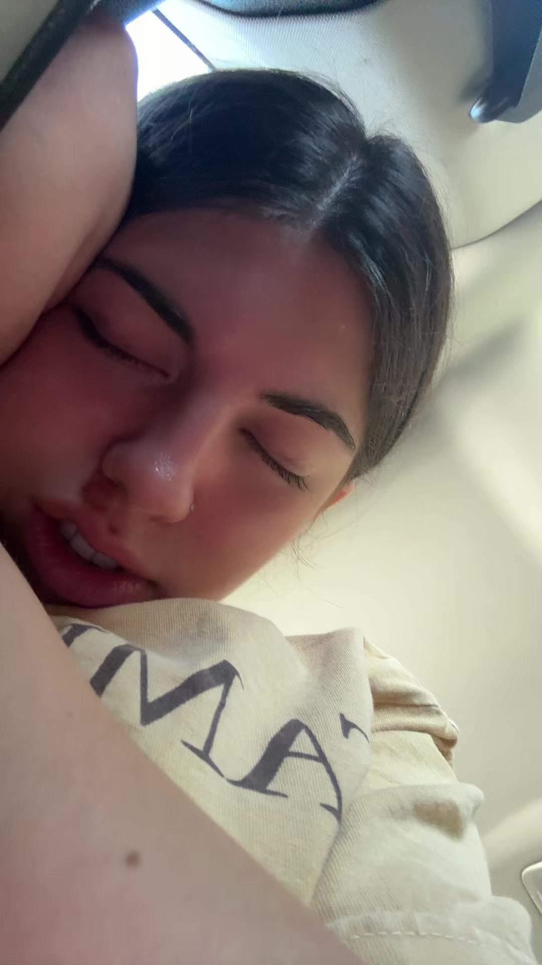 @izabel