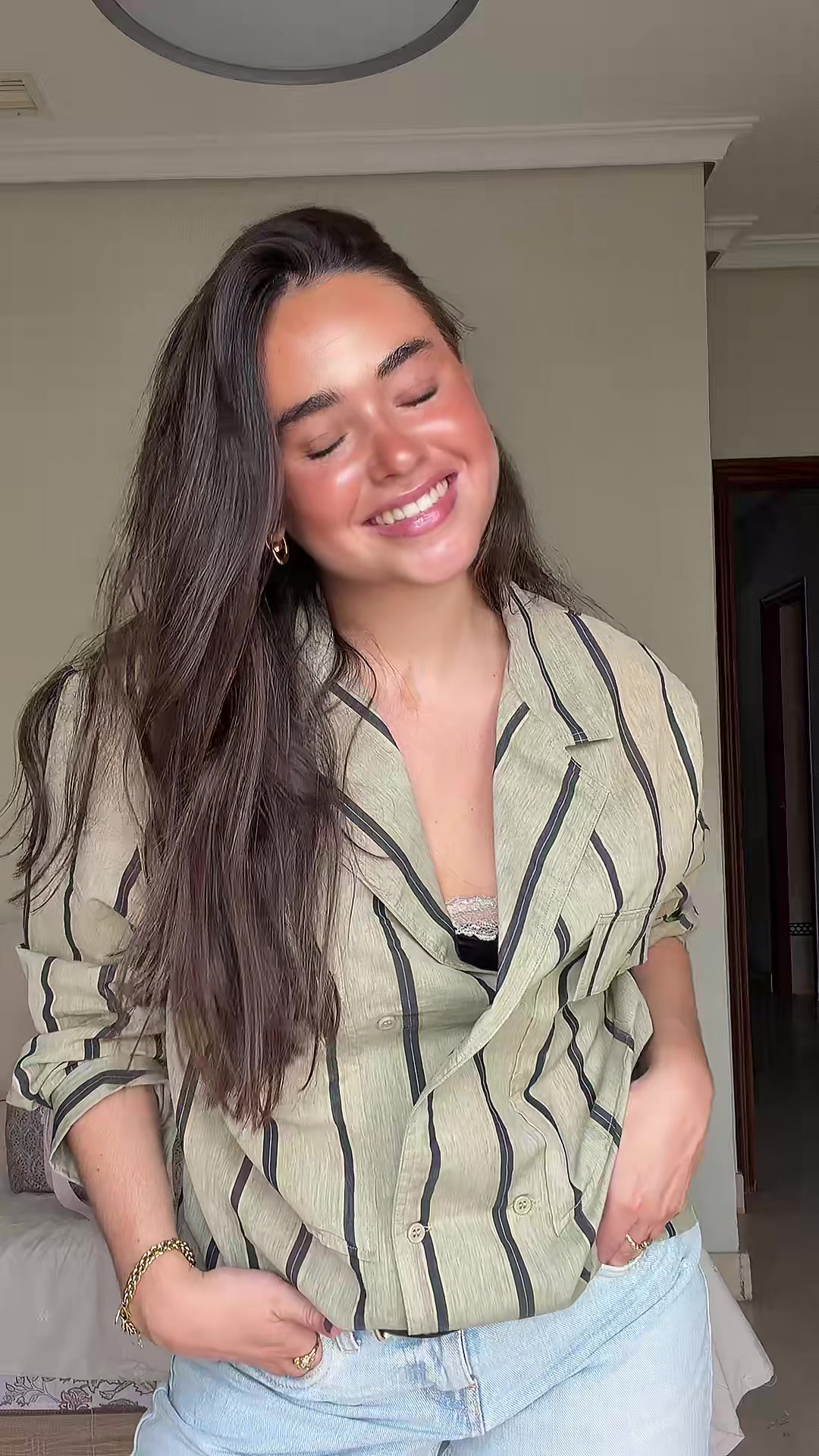 @Sara Barrial