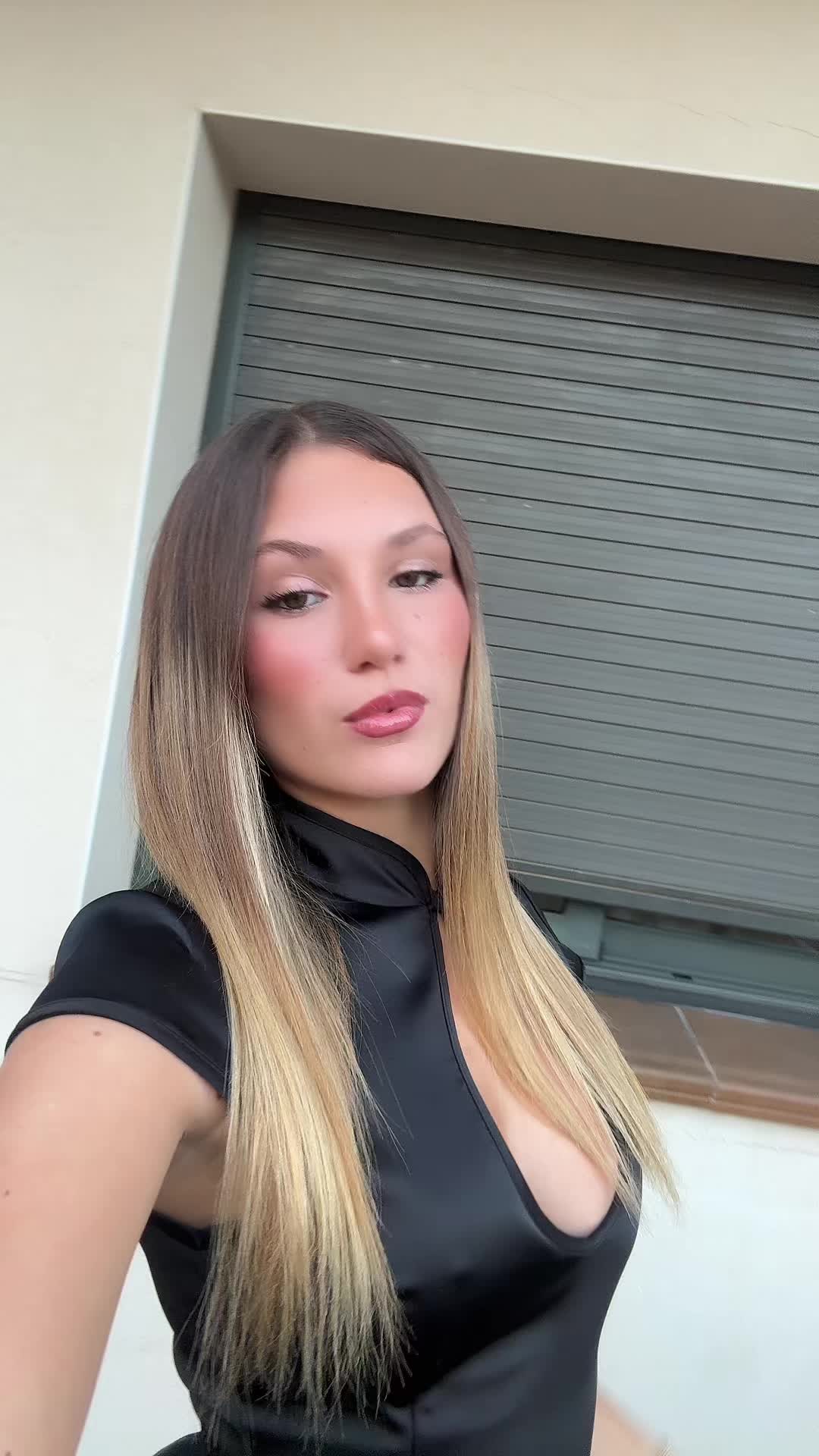 @angybarbiee