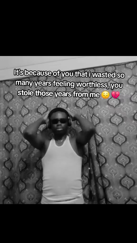 @BLEEDING SOUL💔😭🕊
