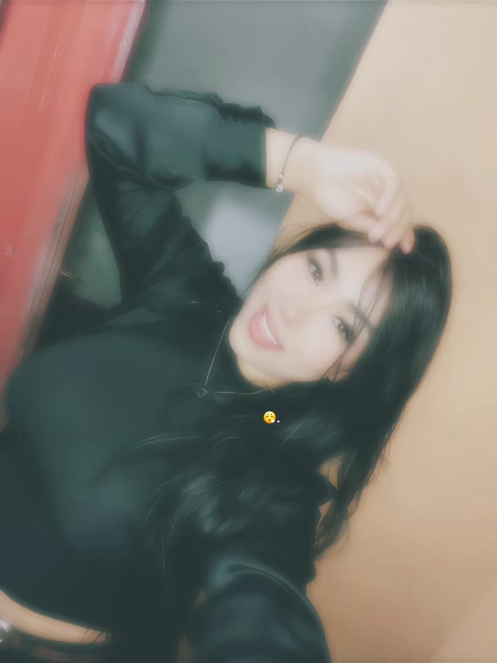 @Yadihra G🦋💙