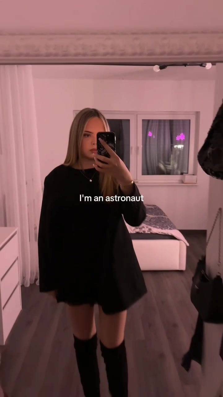 @Feé.rhtr